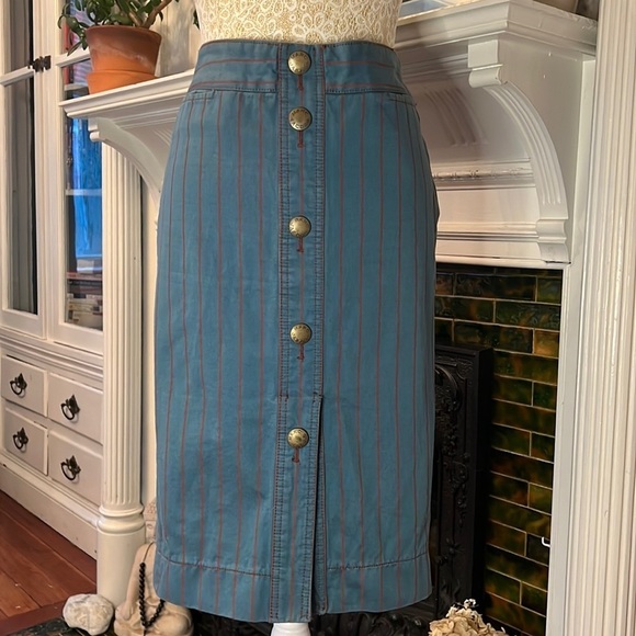 Marc Jacobs Dresses & Skirts - MARC JACBOS 100% Cotton Pin Stripe along Denim‎ Skirt Sz 2